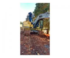 Escavadeira Volvo EC140 Blc - Ano 2013 - 5260 horas