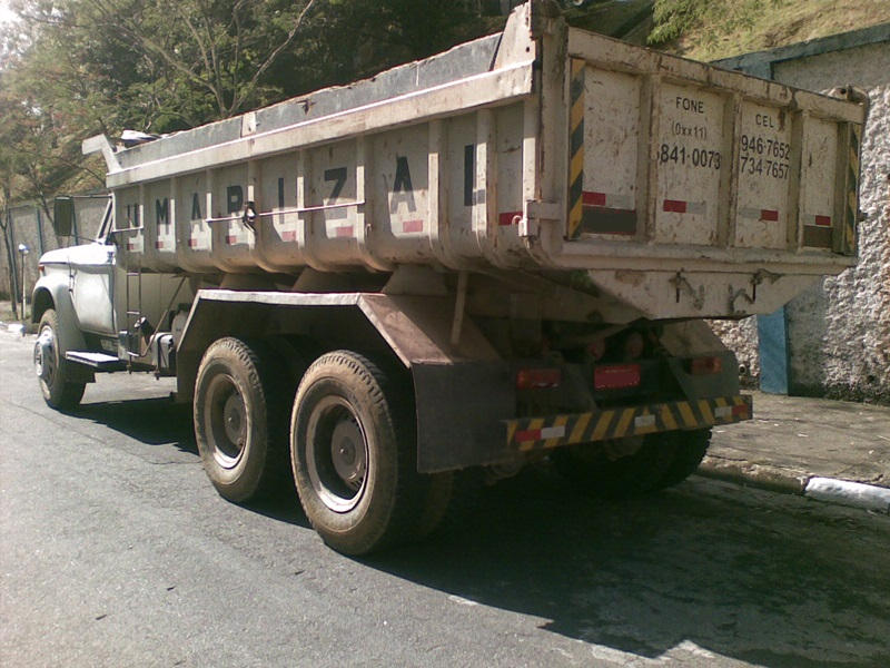 Caminhão Basculante Dodge 6x4