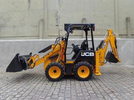 Mini-Retroescavadeira JCB 1CX